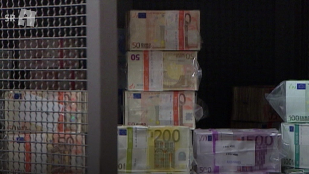 Foto: Euro-Scheine in einem Safe