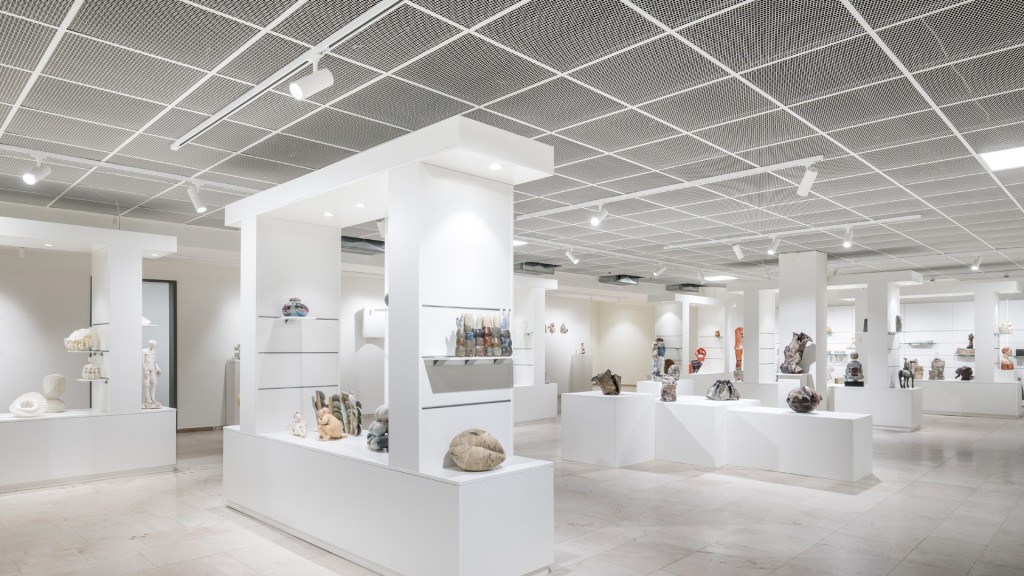 Blick in die Ausstellung Keramik Museum Neunkirchen