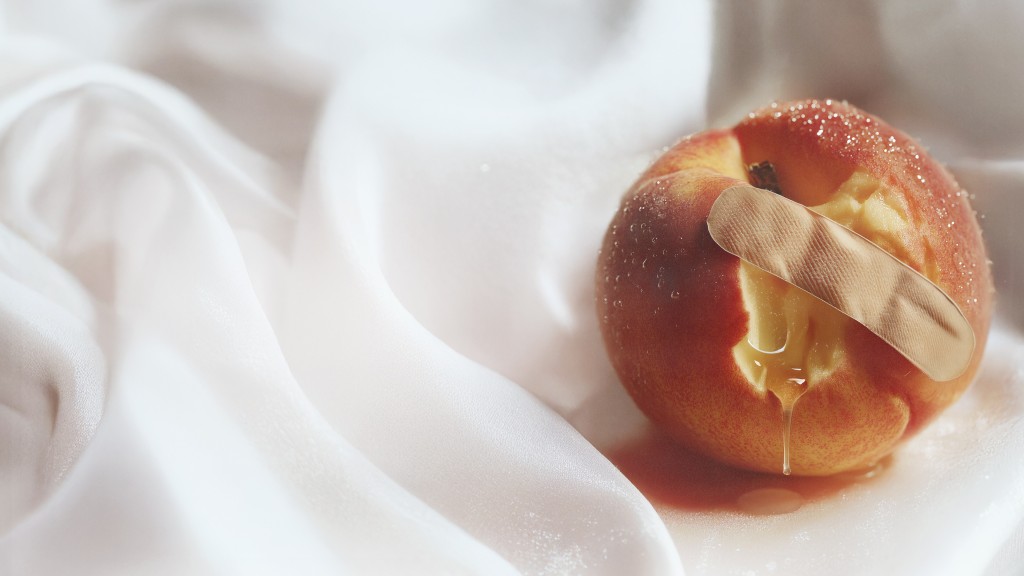 Foto: Pfirsich mit Pflaster (mit Hilfe von KI erstellt)