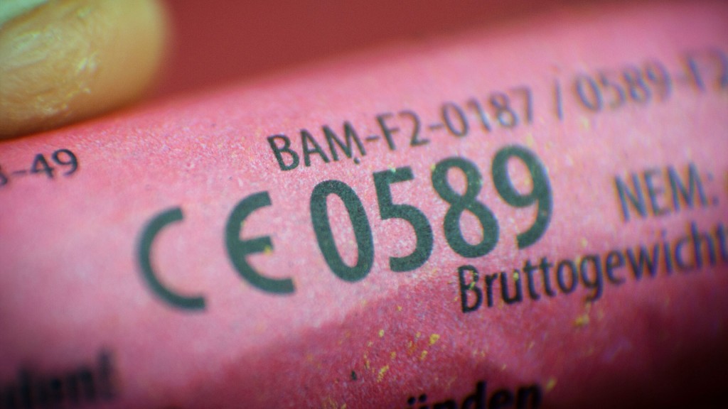 Das CE-Prüfsiegel der Bundesanstalt für Materialforschung (BAM) ist auf einem Feuerwerkskörper zu sehen