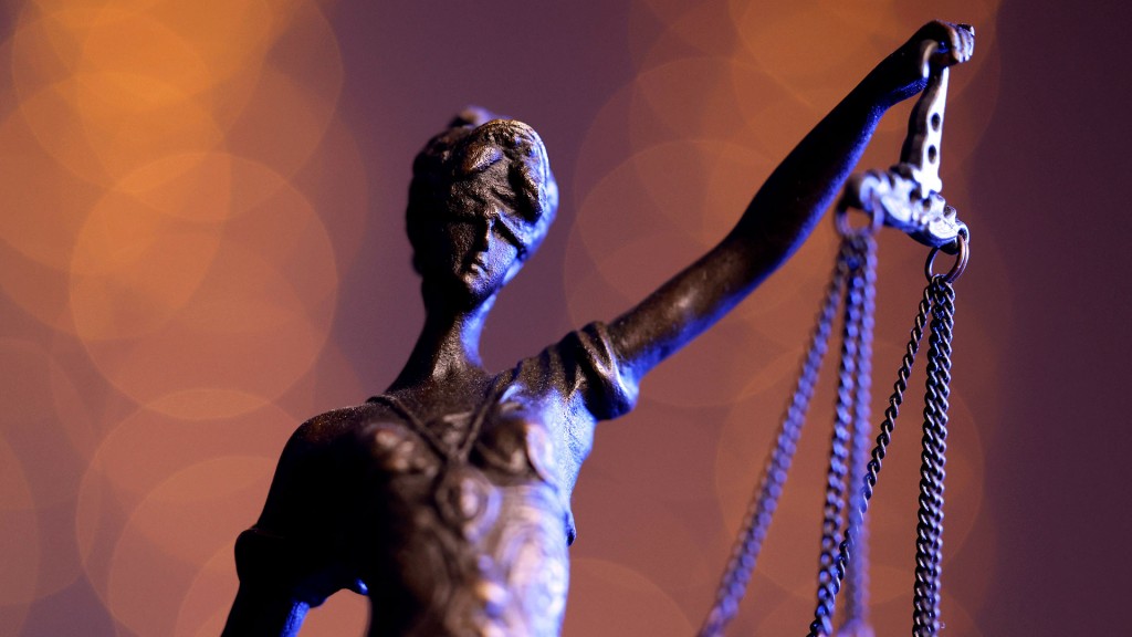 Foto: Eine Bronzestatue der Justitia