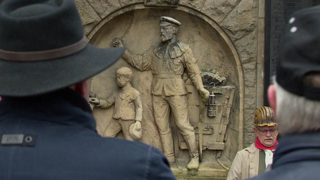 Foto: Gedenkfeier für das Grubenunglück in Landsweiler-Reden