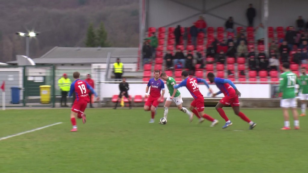 Foto: Spieler des FC Homburg gegen den TSV Steinbach