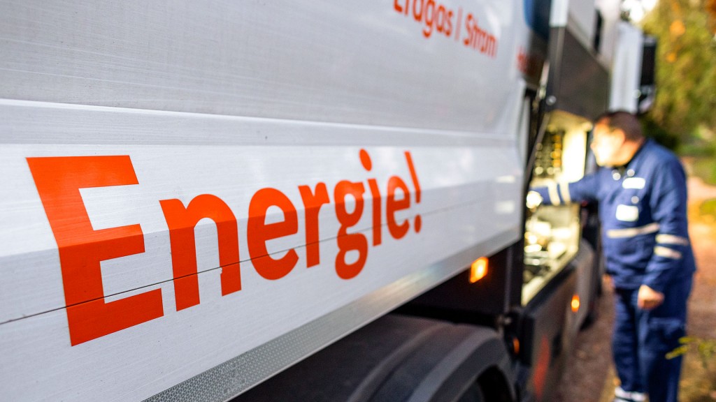 „Energie“ steht auf einem Tankfahrzeug