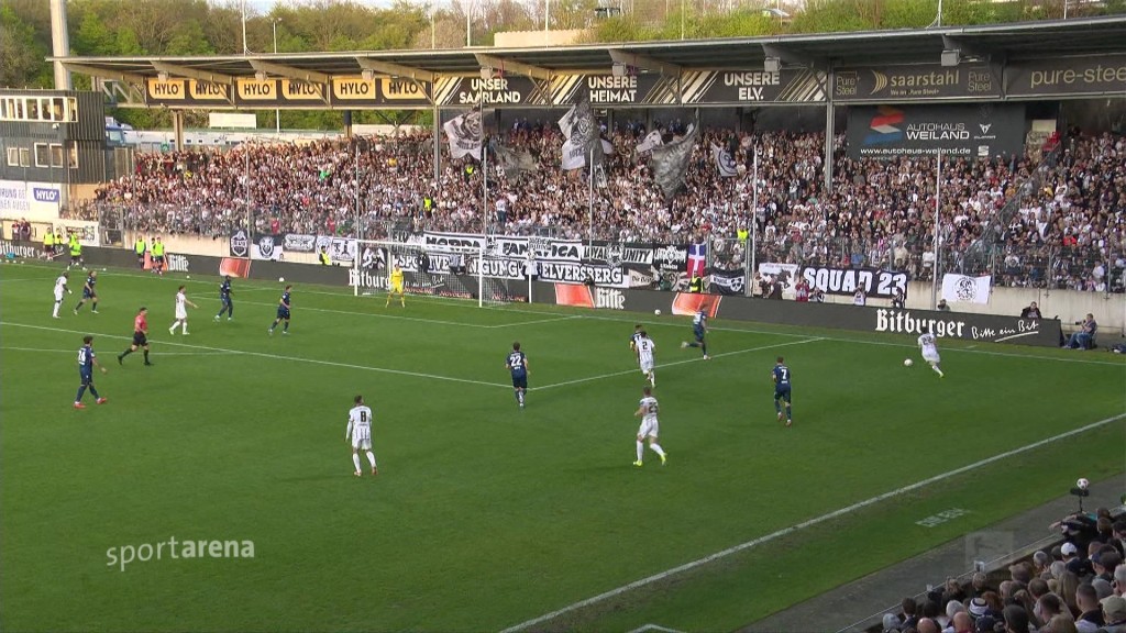 Spielszene zwischen SVE und KSC