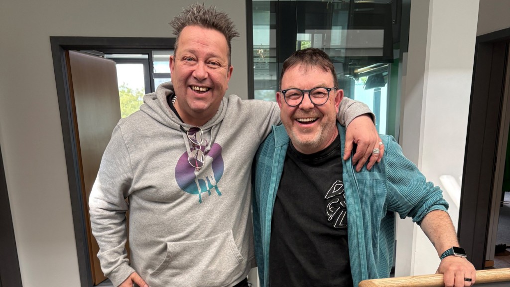 Sebastian Krumbiegel und Moderator Christian Job