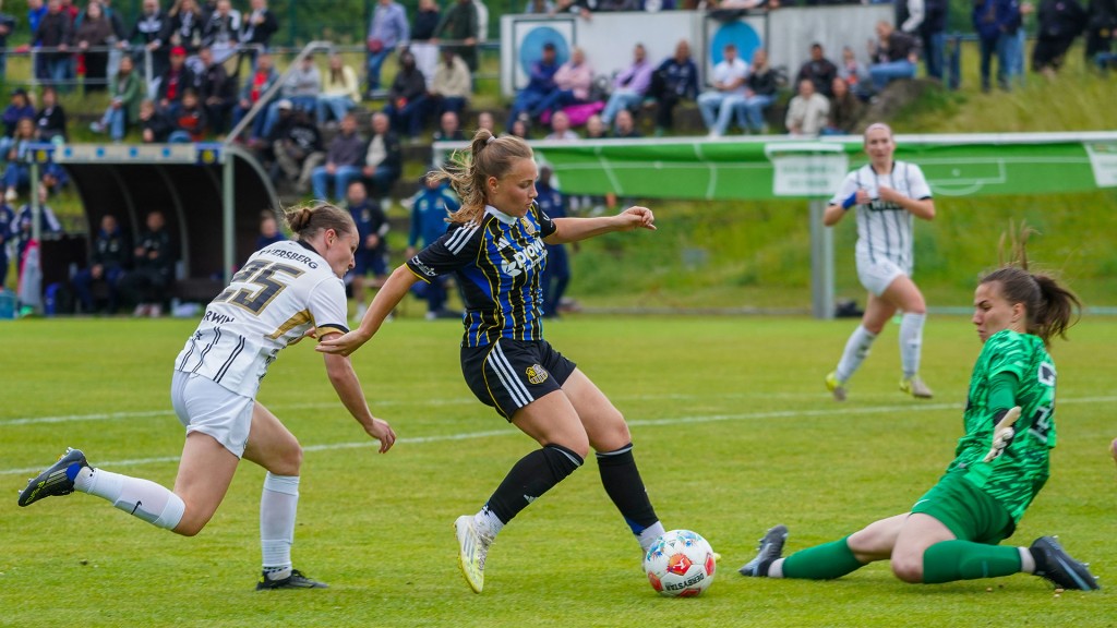 Fußball Club Saarbrücken: Lara Martin 