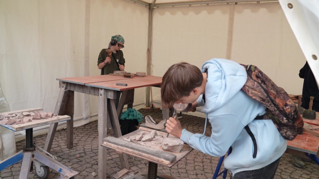 Foto: Schüler auf dem Handwerkermarkt