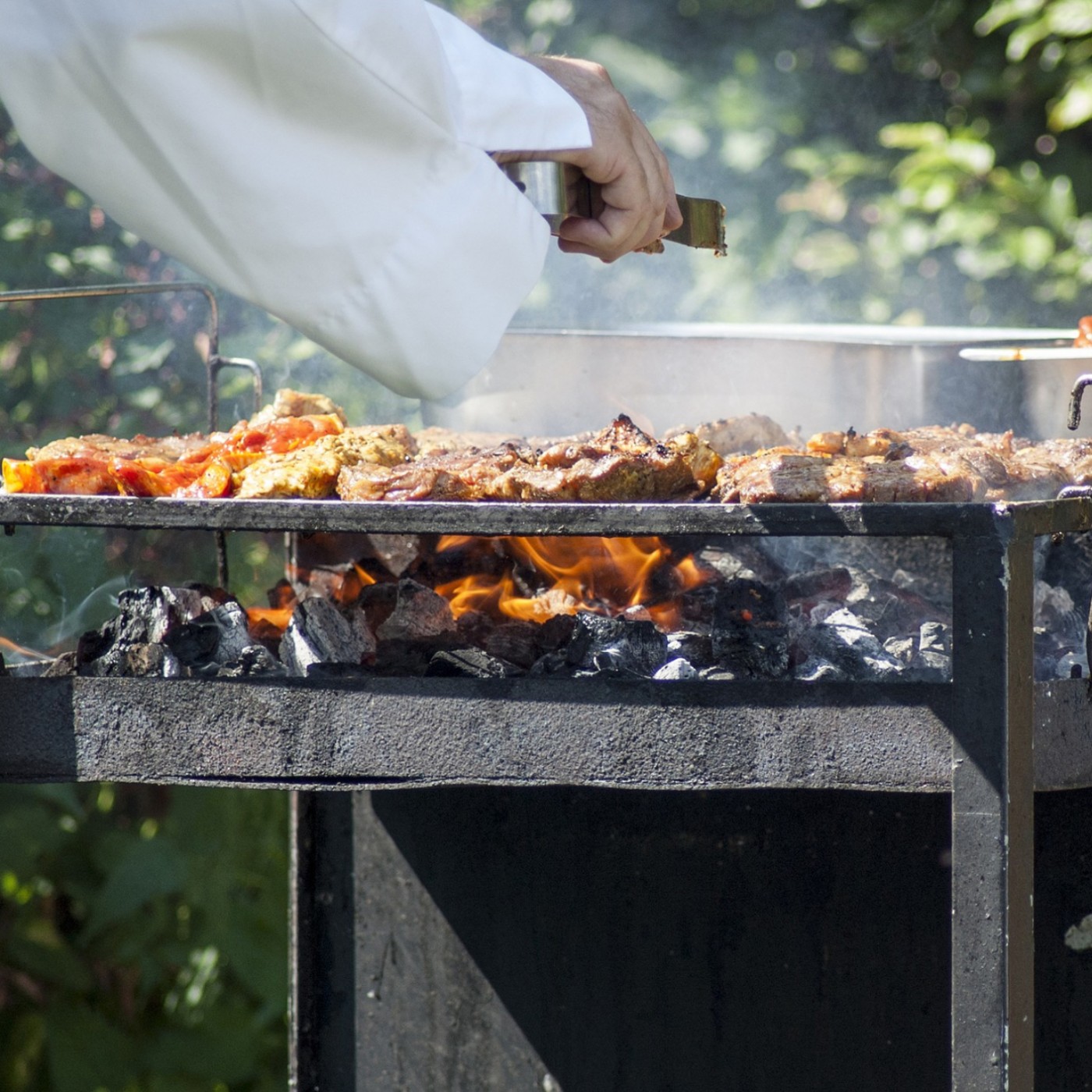 Schwenkst Du noch? Oder grillst Du schon?