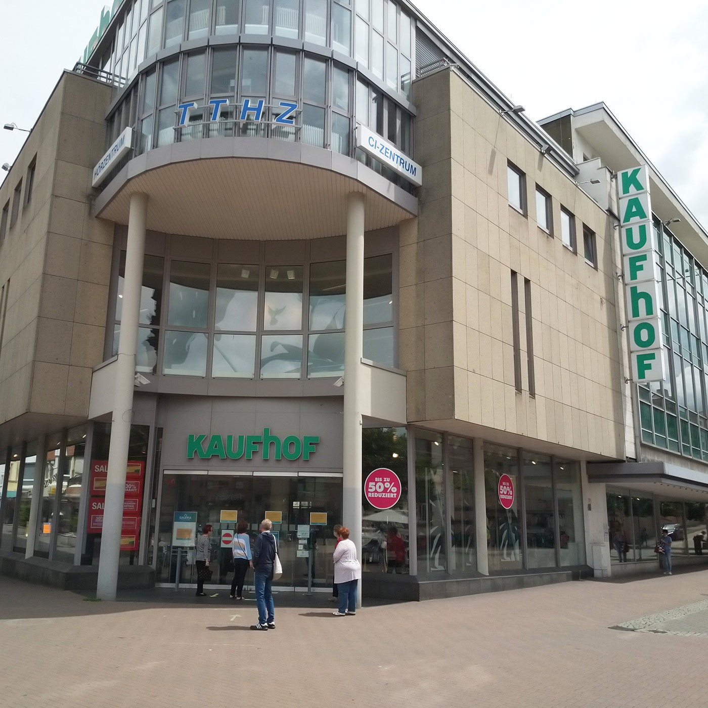 Neue Perspektiven für ehemalige Kaufhof-Beschäftigte